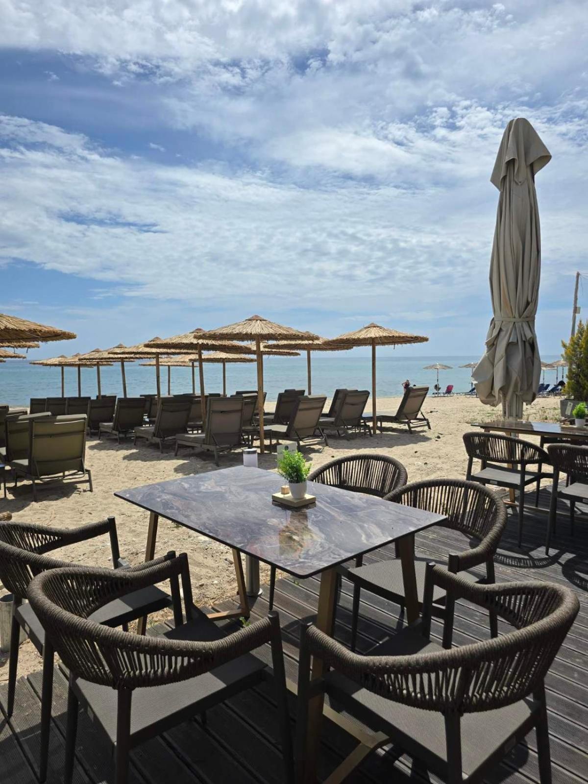 Anna Beach Suites Limenaria  Ngoại thất bức ảnh